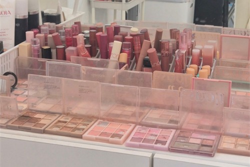 韩国MUPSY멉씨부산점化妆室