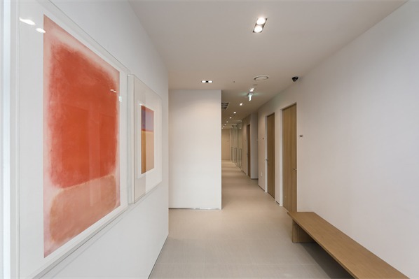 韩国弘大凯特皮肤科走廊 韩国弘大凯特皮肤科走廊