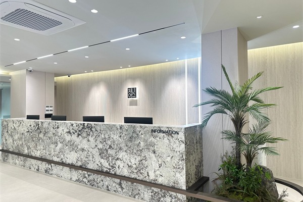 韩国genius整形皮肤科釜山西面店面前台一角