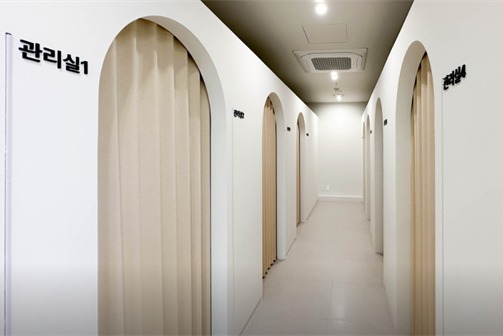 韩国圣水melting皮肤科走廊环境图