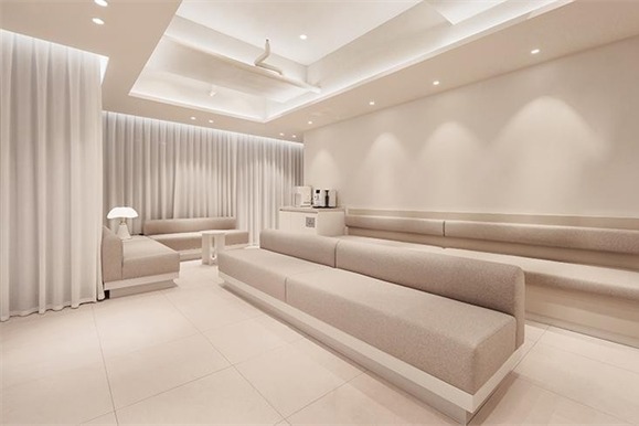 韩国圣水newlline皮肤科等待区 韩国圣水newlline皮肤科等待区