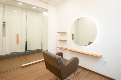 韩国圣水lowe hair理发店理发区 韩国圣水lowe hair理发店理发区