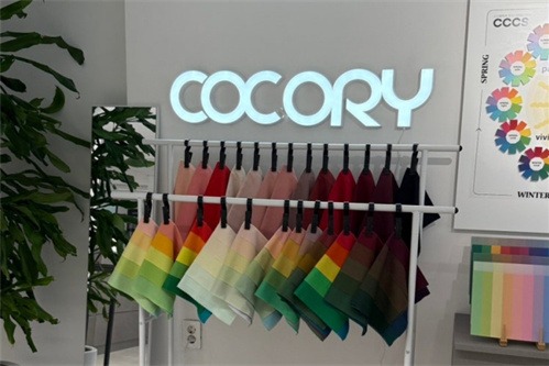 韩国Cocory色彩延禧总店品牌墙