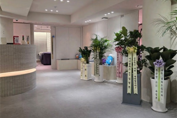 韩国it's me皮肤科环境一角