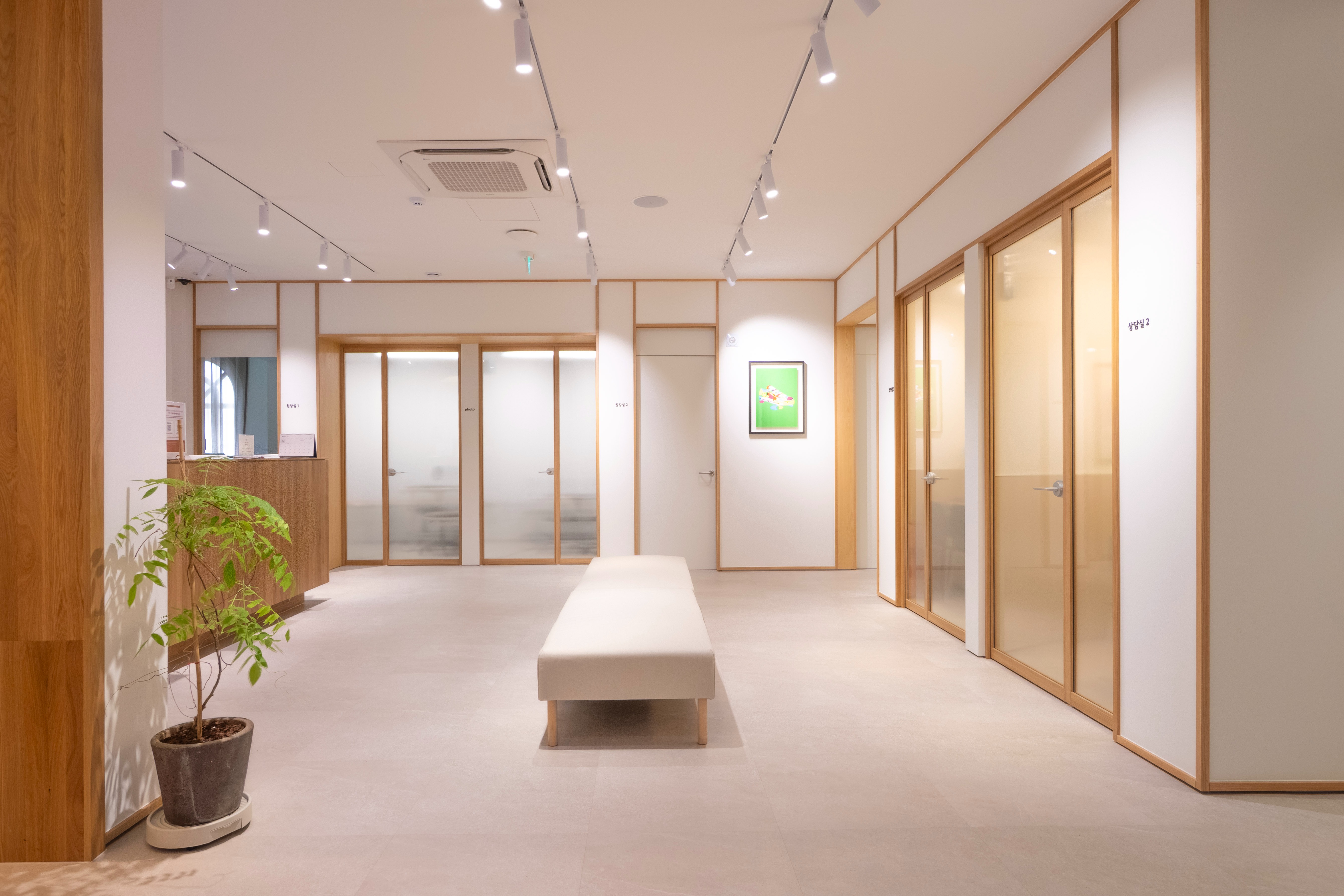 韩国ksy医院皮肤科休息区 韩国ksy医院皮肤科休息区