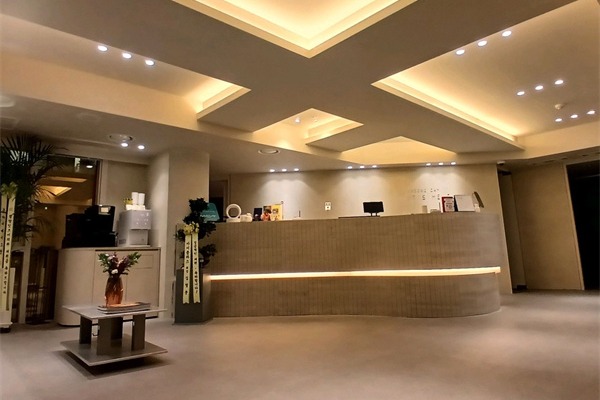 韩国it's me皮肤科医院