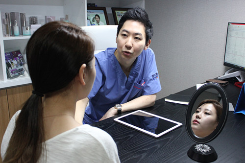 韩国首尔丽格埋线提升术前面诊