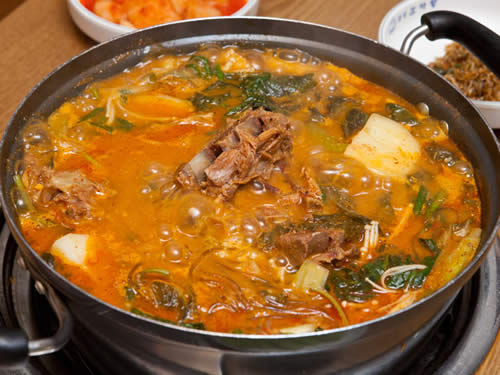 韩国脊骨土豆汤