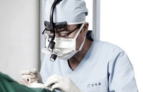 韩国陈整形外科祛痘手术分析