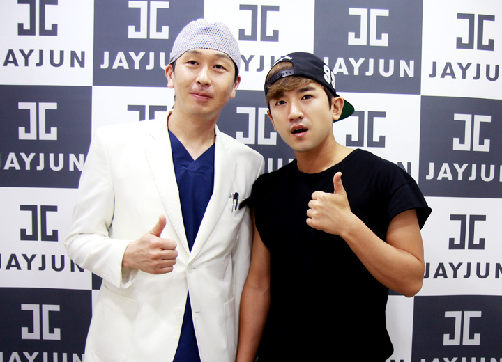 在jayjun做皮肤护理的韩国明星