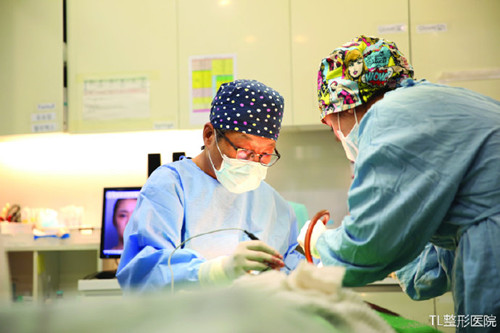 韩国本地人认可的TL整形医院，做眼鼻轮廓整形好吗？