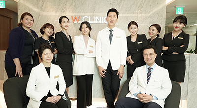 韩国W CLINIC医院医生团队照片