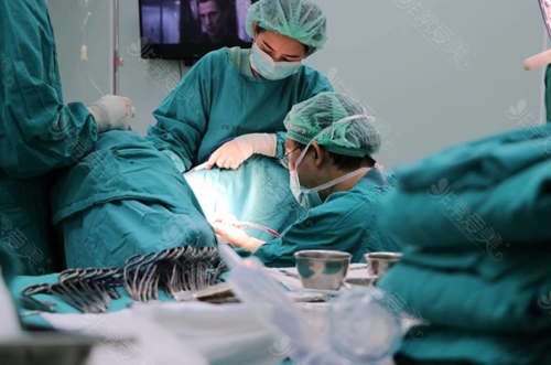 泰国BCOSSClinic整形外科医院好吗