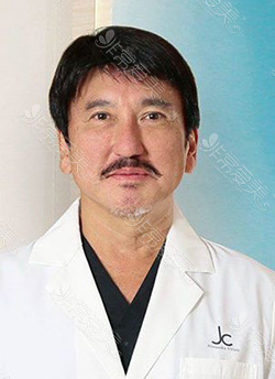 日本古山登隆医生