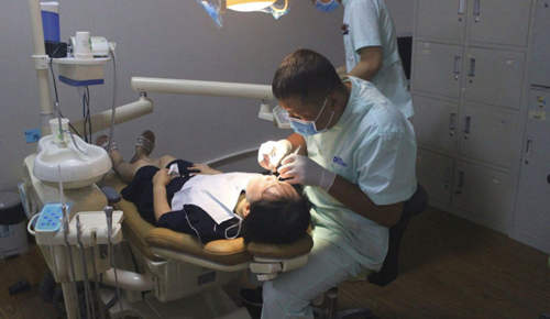 青岛牙博士种植牙过程
