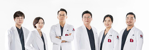 韩国爱婷整形外科医师团队照片