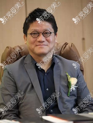 北京美憬整形外科黃敬夏院長