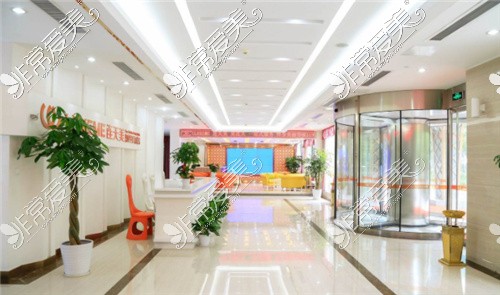 南京连天美医院一层环境