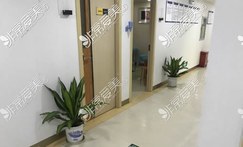 深圳富华医疗美容双眼皮术后拆线室