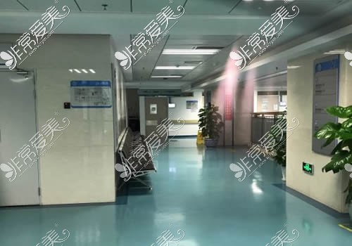 深圳北大医院整形科内部环境图