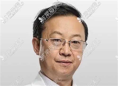 成都医疗美容医院唐勇医生