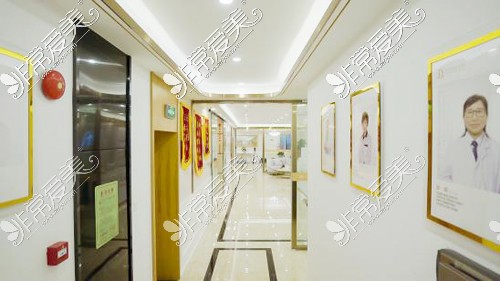 深圳东俊整形走廊环境图