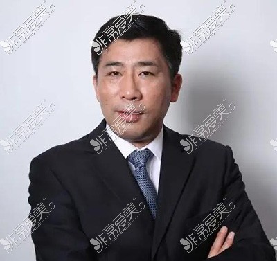 广州隆胸专家前十名推荐，揭秘在广州丰胸哪个医生好！