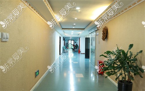 上海宏康医院走廊环境