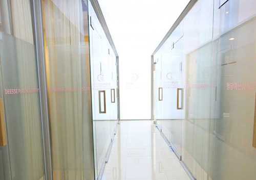 韩国女神整形医院走廊