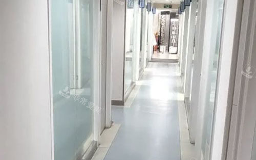 深圳非凡医疗美容走廊环境图