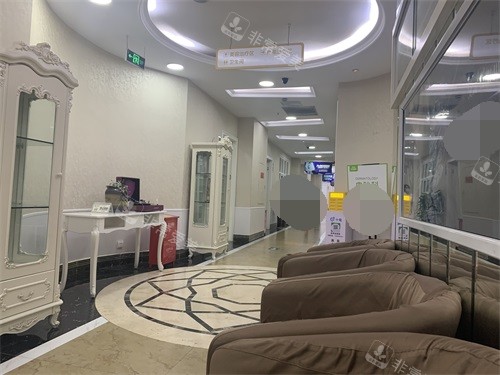 重慶時光整形美容醫(yī)院皮膚科走廊環(huán)境 重慶時光整形美容醫(yī)院皮膚科走廊環(huán)境