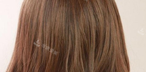 棕色的發(fā)色 棕色的發(fā)色
