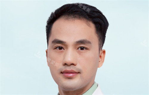 蒲小兵醫(yī)生示意圖 蒲小兵醫(yī)生示意圖