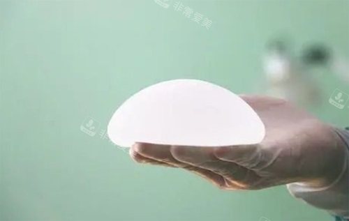 隆胸假體示意圖 隆胸假體示意圖