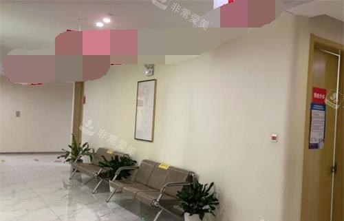 南京华韩奇美容医院内部大厅环境