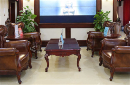 青岛华韩整形顾客休息区展示图 青岛华韩整形顾客休息区展示图