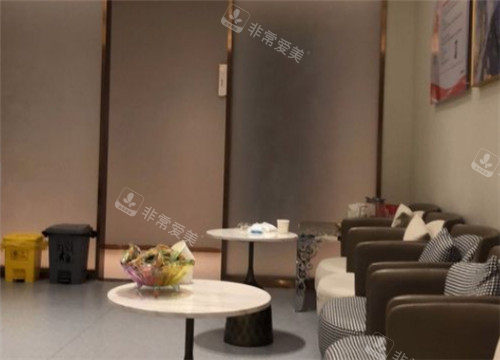 西安高一生醫(yī)院休息區(qū)照片 西安高一生醫(yī)院休息區(qū)照片