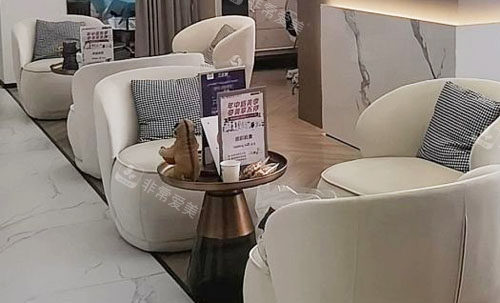 深圳曹孟君整形大廳休息區(qū) 深圳曹孟君整形大廳休息區(qū)