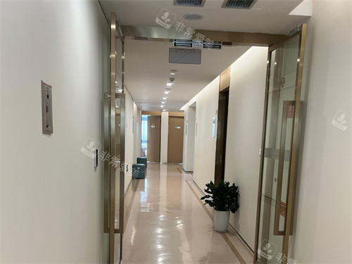 重庆星荣整形外科医院走廊环境图 重庆星荣整形外科医院走廊环境图