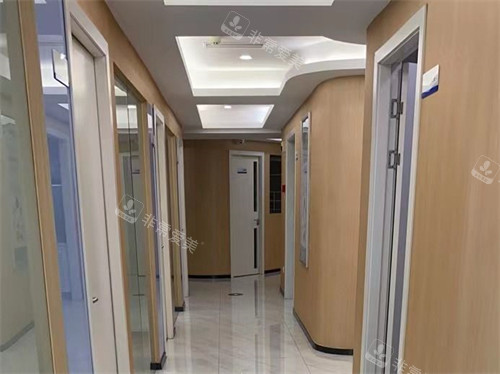 重庆德贝口腔忠县店走廊 重庆德贝口腔忠县店走廊