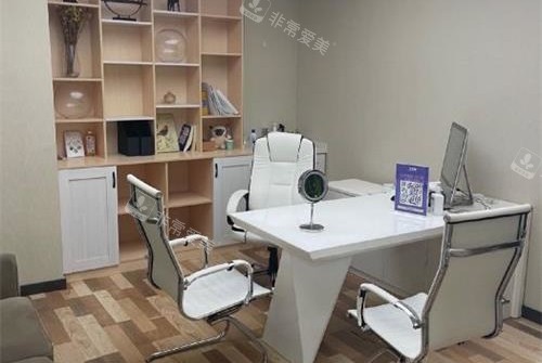 鄭州菲林整形醫(yī)院咨詢室 鄭州菲林整形醫(yī)院咨詢室
