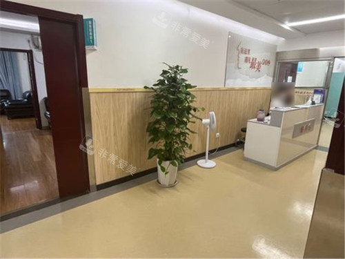 陜西省咸陽市第一人民醫(yī)院整形科環(huán)境圖示 陜西省咸陽市第一人民醫(yī)院整形科環(huán)境圖示