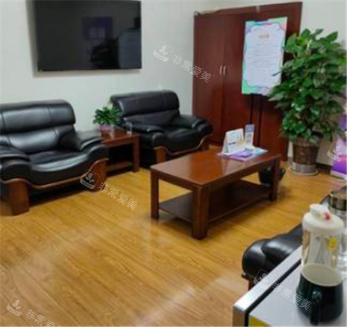 陜西省咸陽市第一人民醫(yī)院整形科環(huán)境展示圖 陜西省咸陽市第一人民醫(yī)院整形科環(huán)境展示圖