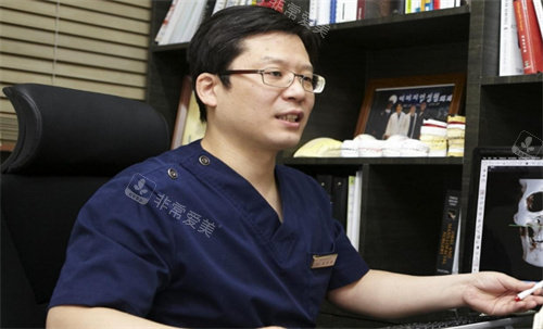韓國伊美芝整形金成南院長圖 韓國伊美芝整形金成南院長圖