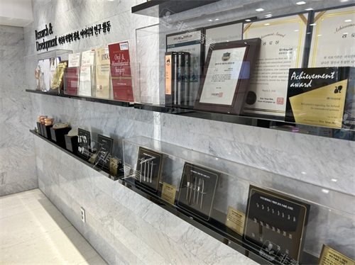 韓國id整形醫(yī)院假體展示臺