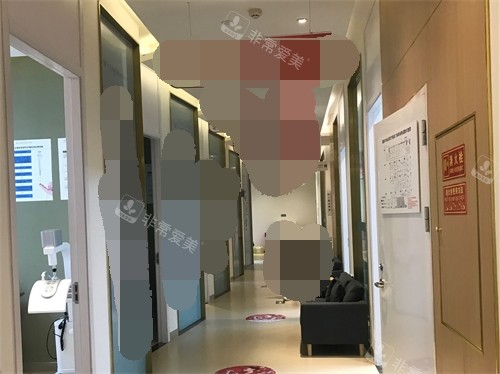 重慶如花醫(yī)療美容門診診療區(qū)環(huán)境圖 重慶如花醫(yī)療美容門診診療區(qū)環(huán)境圖