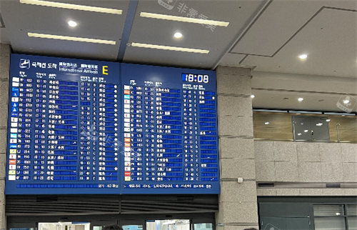 韓國(guó)落地機(jī)場(chǎng)大廳 韓國(guó)落地機(jī)場(chǎng)大廳