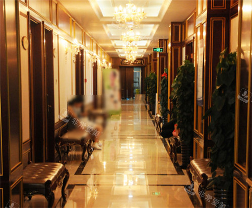 北京京城皮肤医院走廊环境 北京京城皮肤医院走廊环境