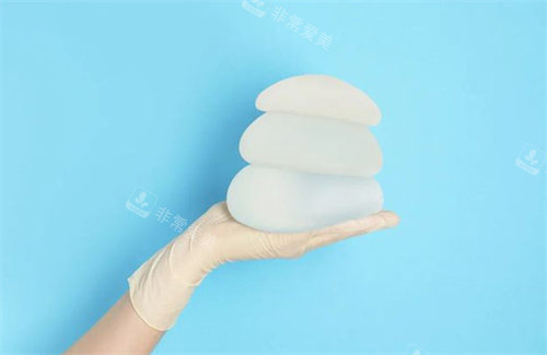 不同大小毛面假體實(shí)例圖