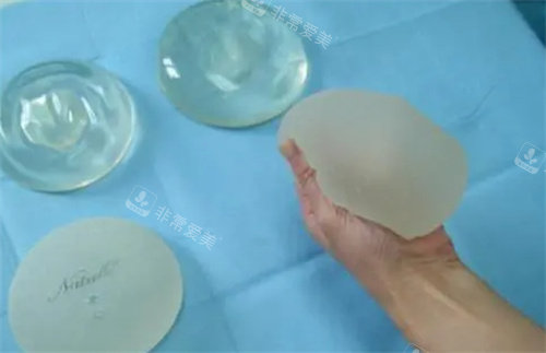 假體觸感展示圖 假體觸感展示圖